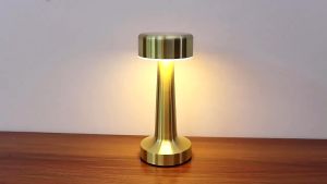 Lampu Meja Portable LED Lampu Meja Hias Touch LED USB Rechargeable Tri Color 3W