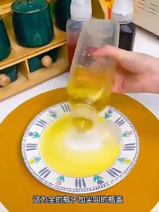 COD 300ml/500ml Plastic Liquid Seasoning Squeeze Bottle Leakproof Ketchup Oil Bottles Dispenser