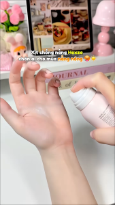 Xịt chống nắng nâng tông sáng da tự nhiên Hexze SPF50+ PA+++ Brighten Body Tone Up Cream 100ml