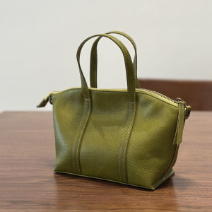 Mini Soft Tanned Cowhide Dumpling Shaped Shoulder Bag Womens Crossbody Phone Bag Fashionable Genuine Leather British Style