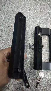 Khóa chữ D cửa lùa nhôm xingfa có chìa hàng chính hãng