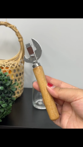 Marino Home ที่เปิดขวด ที่เปิดฝาขวด ด้ามไม้ No.Y2135