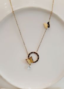 Kalung Titanium Kupu-Kupu Anti Karat Xds1902a