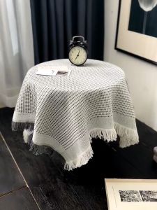 ผ้าปูโต๊ะ ผ้าคลุมโต๊ะ ผ้าปูโต๊ะอาหาร ผ้าปูโต๊ะผ้าฝ้ายลินิน ผ้าปูโต๊ะกาแฟ ผ้าปูโต๊ะมีพู่มินิมอล ผ้าคอตตอนลินิน ทนต่อการขีดข่วน กันลื่น กันฝุ่น ทำความสะอาดง่าย