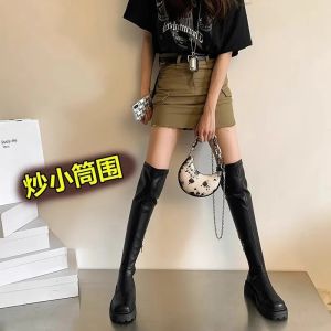 รองเท้าบูทสูงเหนือเข่าสำหรับผู้หญิง ทรงกระบอกใหญ่ ช่วยให้ขาดูเรียว รองเท้าบูททรงอัศวิน พื้นหนา ไม่หุบ รองเท้าบูทยาวสำหรับผู้หญิง