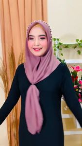 HIJAB PAYET SEGI EMPAT MUTIARA / HIJAB SEGI EMPAT BELLA PAYET BANDO / KERUDUNG PAYET BELLA SQUARE / JILBAB PAYET SEGI EMPAT BELLA SQUARE
