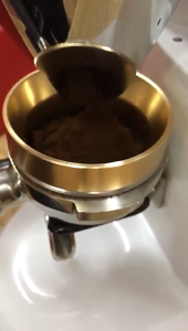 Magnetic Coffee Funnel 51//53/58mm – Anti-Spill Dosing Ring