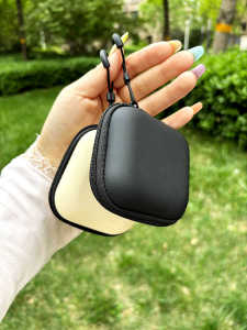 Skin Feeling Square Foldable Glasses Special Storage Box Men and Women Sunshine Mirrior Bag Convenient Small Zipper Simple Wrist Bag