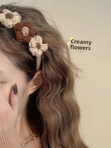 Jiuduolan Knitted Sweater Colorful Flower Hairpin for Women Perfect for Autumn and Winter Ideal Hair Accessory for Girls