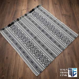 Ready Stok Kain Tenun Blanket Etnik Troso Motif Toraja K-025