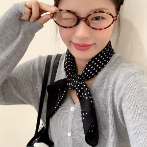 Womens Scarf 2025 Autumn Winter New Style Korean Version INS Polka Dot Head Wrap Versatile Neck Protection Small Square Scarf