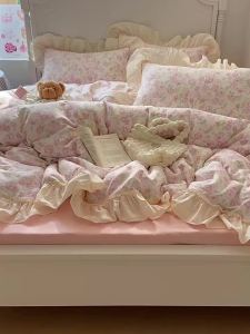 Kiss Dear | Year-Round Use 100% Cotton Crinkled Edge Bedding Set