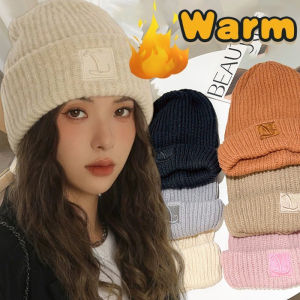 หมวกถักไหมพรมขนแกะแบบสวมหัวลายปักสีทึบ L เรียบง่ายหมวกหมวกทรงถั่วการป้องกันหูอบอุ่นสกีสำหรับฤดูหนาวผู้หญิงหญิงสาว