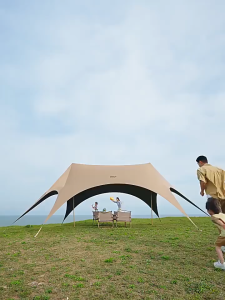 อุปกรณ์ครบชุด ฟลายชีท ผ้าใบ 32 ตารางเมตร เต็นท์สำหรับการแคมป์ เต็นท์สำหรับการคэмป์ อุปกรณ์เดินป่าตั้งแคมป์ กันแดด กันฝน ฟรายชีท พร้อมเสา2ต้น