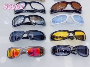 แว่นกันแดดผู้ชายหญิงกรอบแว่นขนาดเล็กเรโทรตกแต่งดวงจันทร์แว่นตา