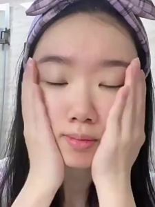 Sữa Dưỡng Làm Dịu Mụn Từ Cúc Vạn Thọ 30ml