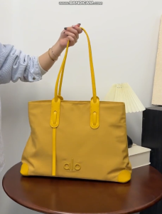Longchamp Style ALO Utility Tote Handbag Women Vintage Leather Corners Lightweight Multi Compartment Daily Work Travel Sports Shoulder Bag