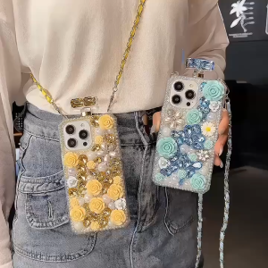 CASE Casing Parfum Swarosvky Diamond Crystal 4D + Rantai chrome Iphone X 11pro 11promax 12 12pro 12promax 13pro 13promax 14 14pro 14promax 15 15pro 15promax 15plus