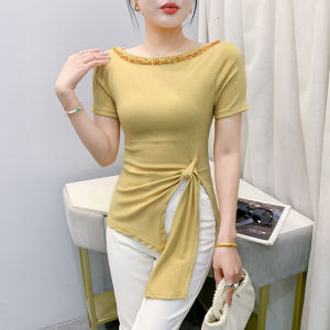 YIMEI เสื้อยืดผู้หญิงประดับด้วยเลื่อมคอกลมที่ไม่สม่ำเสมอแฟชั่นใหม่2025ฤดูร้อนแขนสั้นหรูหราริบบิ้นผ้าฝ้าย