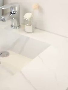 No-Drill Suction Cup Soap Dish Wall-Mounted Drainage Holder for Bathroom and Kitchen