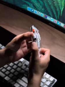 Chuột quang không dây WIWU - WM105 Pha lê trong suốt lộ cơ bánh xe kim loại. Kết nối cùng lúc 3 thiết bị