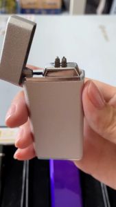 [HCM] Bật Lửa Quẹt điện Plasma 4 tia thiết kế mới Nhấn nút khởi động sạc USB