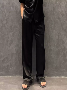 ฤดูร้อน คุณภาพสูง ผ้าไหม ลื่น ผ้าม่านต่อต้านริ้วรอยขากว้างตัดตรงกีฬา กางเกงลำลอง ผู้ชาย น้ำหนักเบา วัสดุบางยาว