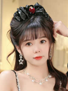 Elegant Princess Hair Claw Womens New 2025 High-End Feeling Rose Butterfly Knot Diamond Glitter Top Clip Hair Accessories