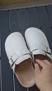 Clogs For Men And Women Worn In All Seasons Mules Casual Loafers Worn Indoors And Outdoors Sandals For Women And Men