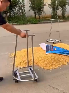 รถเข็นกระสอบ อุปกรณ์บรรจุถุงรองรับเมล็ดพืชใหม่ ล้อพร้อมเบรค ปรับระดับความสูงได้ (48-80cm)