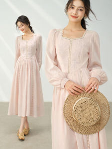 Spring Petite French Lace Long Sleeve Dress With Waist Cinch And Flared Sleeves