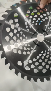 TAKEZOH ใบมีดตัดหญ้าวงเดือน ขนาด10 นิ้ว X 40 ฟัน (สินค้าจากประเทศญี่ปุ่น)