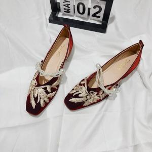 Elegant Embroidered Pearl Single Shoes Womens Chunky Low Heel Bean Bean Shoes Spring Autumn New Style Versatile Chinese National Style