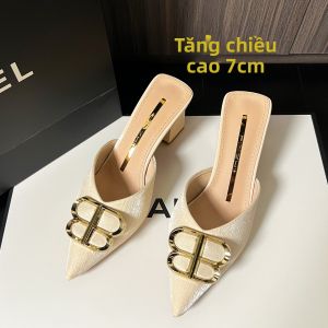 Dép Mules Đuôi Nhọn Có Khóa Kim Loại 7cm