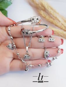 Set Perhiasan Xuping Anak Perempuan Motif Hello Kitty Silver 2611b