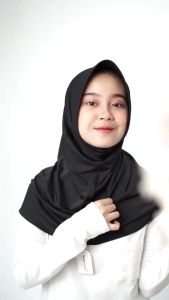 Jilbab Bergo Instan Terbaru Kerudung Bergo Hamidah Daily Size S Jilbab Bergo Jersey Premium by Nayla Hijab