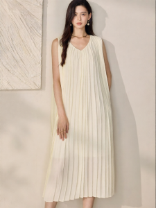 Roey s house | Resort Style Spun Polyester Chiffon Flared Sleeveless Dress