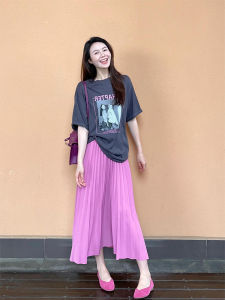 Summer Loose Womens Dress Set Dopaamine Style Grey T-Shirt Pleated Design Half Skirt Fashionable Cotton Blend Ensemble