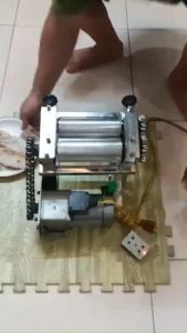 Máy Cán Khô Mực Khô Cá Đuối Chạy Điện 90w Tại Bình Phước