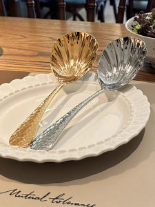 2Pcs Shell-Shaped Serving Spoons 18/10(304) Stainless Steel Vegetable Spoons 8.8inch (Approximately 22.5cm) Large Fan-Shaped Soup Spoons Suitable for Family Christmas Parties Restaurant Buffets and as Gifts