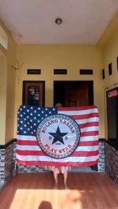 Cetak Bendera Custom Free Stiker