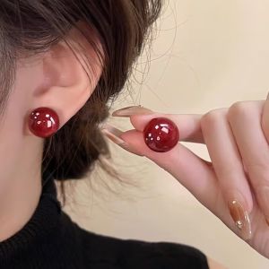 Retro Twist Drop Earring Womens Autumn Winter Luxury Sensation Beauty Color Glaze Hairpin Design Small Audience Jewelry