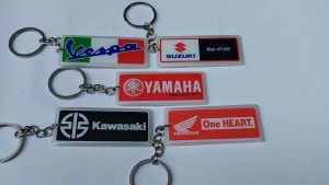 GANTUNGAN KUNCI AKRILIK MOTOR CUSTOM NAMA DAN TANGGAL LAHIR SEHARI JADI TANPA MINIMAL ORDER