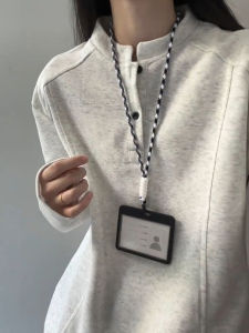 เสื้อยืดแขนยาว POLO ทรงหลวม สำหรับผู้ชาย ฤดูใบไม้ร่วง 2025 ดีไซน์แยกส่วน ทรงหลวม สำหรับคู่รัก วันหยุด ลำลอง เสื้อผ้าผู้ชาย