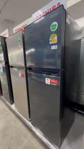 TOSHIBA ตู้เย็น 2 ประตู ขนาด 8.2 คิว รุ่น GR-RT303WE-DMTH INVERTER 2-Door Refrigerator โตชิบ้า