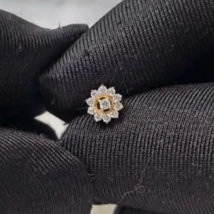 Audreys 18K Yellow Gold Diamond Mookuthi Floral Nose Pin (0.14cts) Jewelry