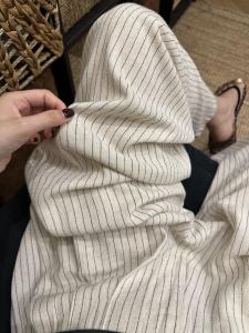 Quần Dài Thường Ngày Bằng Vải Lanh Cạp Cao Cho Nữ Mùa Hè 2025 Quần Ống Đứng Kẻ Sọc Dọc Rộng Rãi Thoải Mái Phong Cách Hàn Quốc