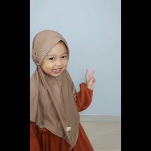 Shofie Hijab Instan Anak 1-5 Tahun Tali Karet Jersey Super Bergo Jilbab Kerudung nyaman keseharian