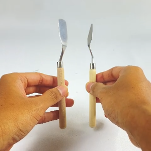 Metamorfid Aplikator Dempul Sepatu / Pallete Knife Multiguna