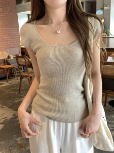 เสื้อสเวตเตอร์ถักคอวีแขนสั้นทรงสลิมฟิตผ้าขนสัตว์บางสไตล์เกาหลีสำหรับฤดูร้อน 2025 เสื้อผ้าทำงานสำหรับผู้หญิง